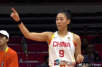 世俱杯网站-光好看没用！3战三分6中0，大空位不敢投，球迷：完全没进攻能力|唐子婷|张茹|国家队|锋线|李梦_新浪体育_新浪新闻